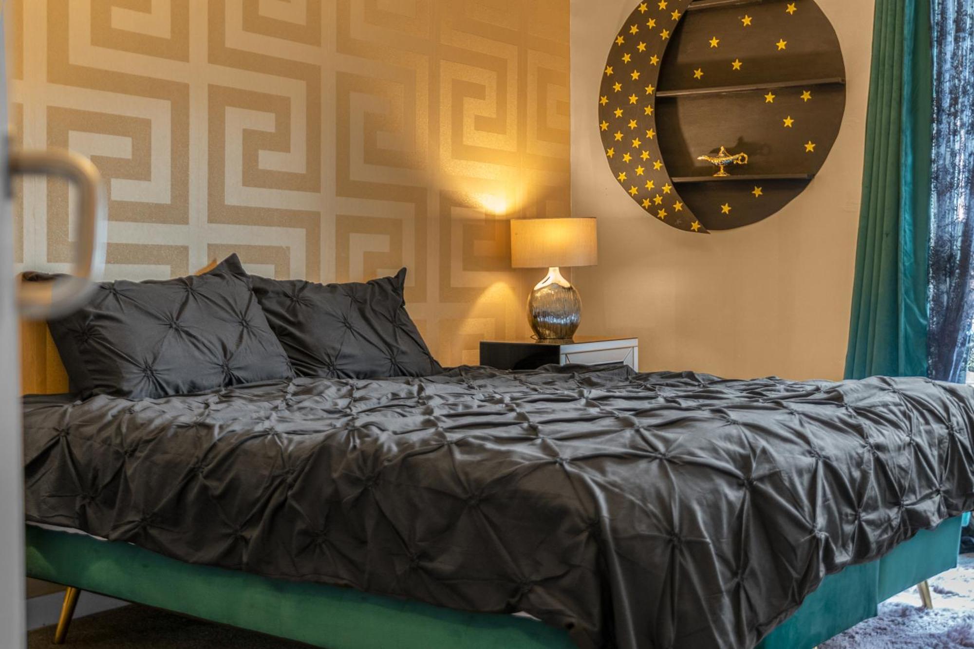 Cosy, Stylish Bedroom For Business And Work Travellers Maison d'hôtes *